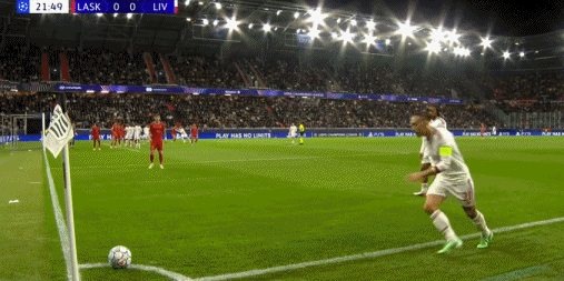 半场:利物浦3-0林茨,巴尔科拉双响,阿劳霍破门