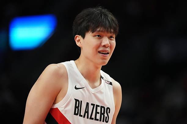 官方：开拓者将杨瀚森下放至下属发展联盟球队混音队